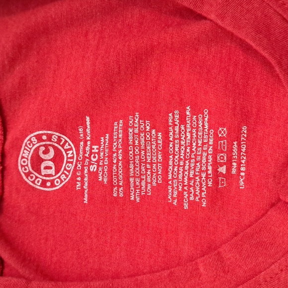 DC Comics t-shirt - Picture 3 of 3